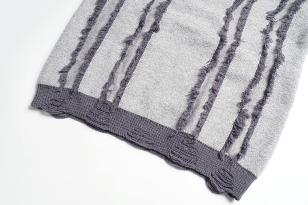 Frayed Stripe Heart Graphic Knit Sweater WN27969