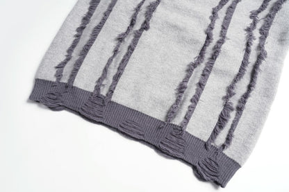 Frayed Stripe Heart Graphic Knit Sweater WN27969