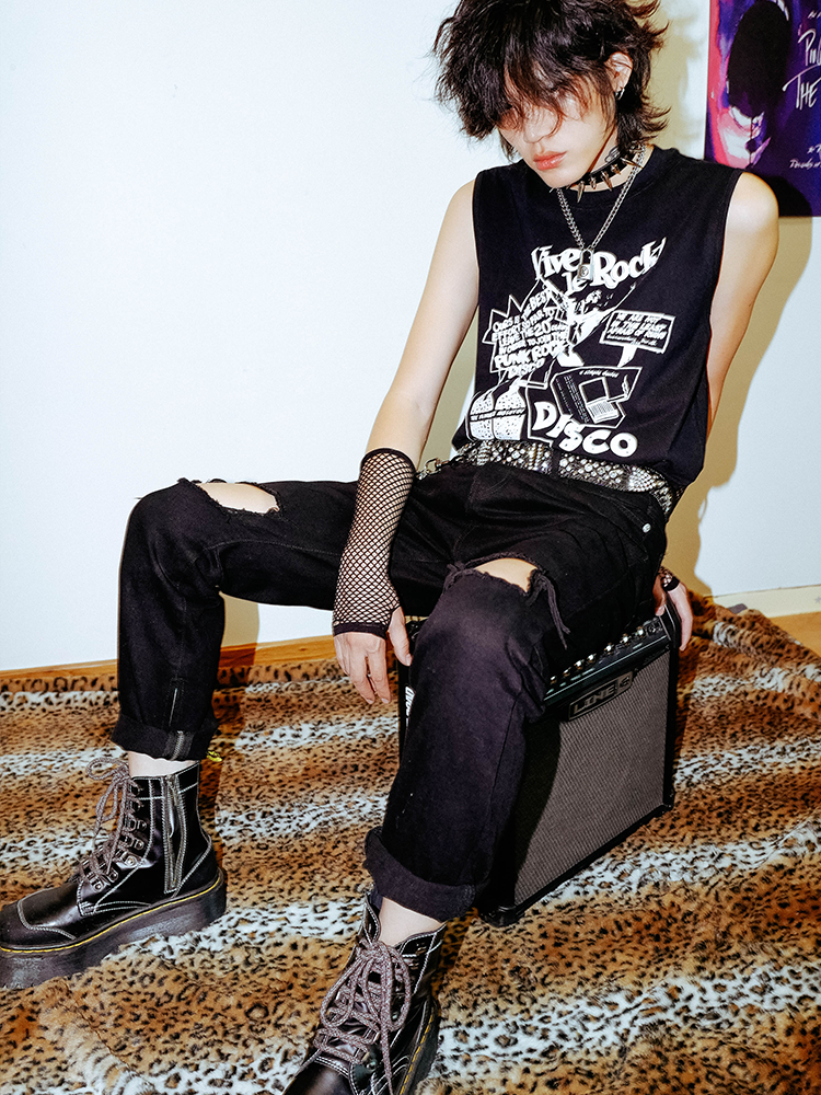 Graphic Print Sleeveless T-Shirt WN16066