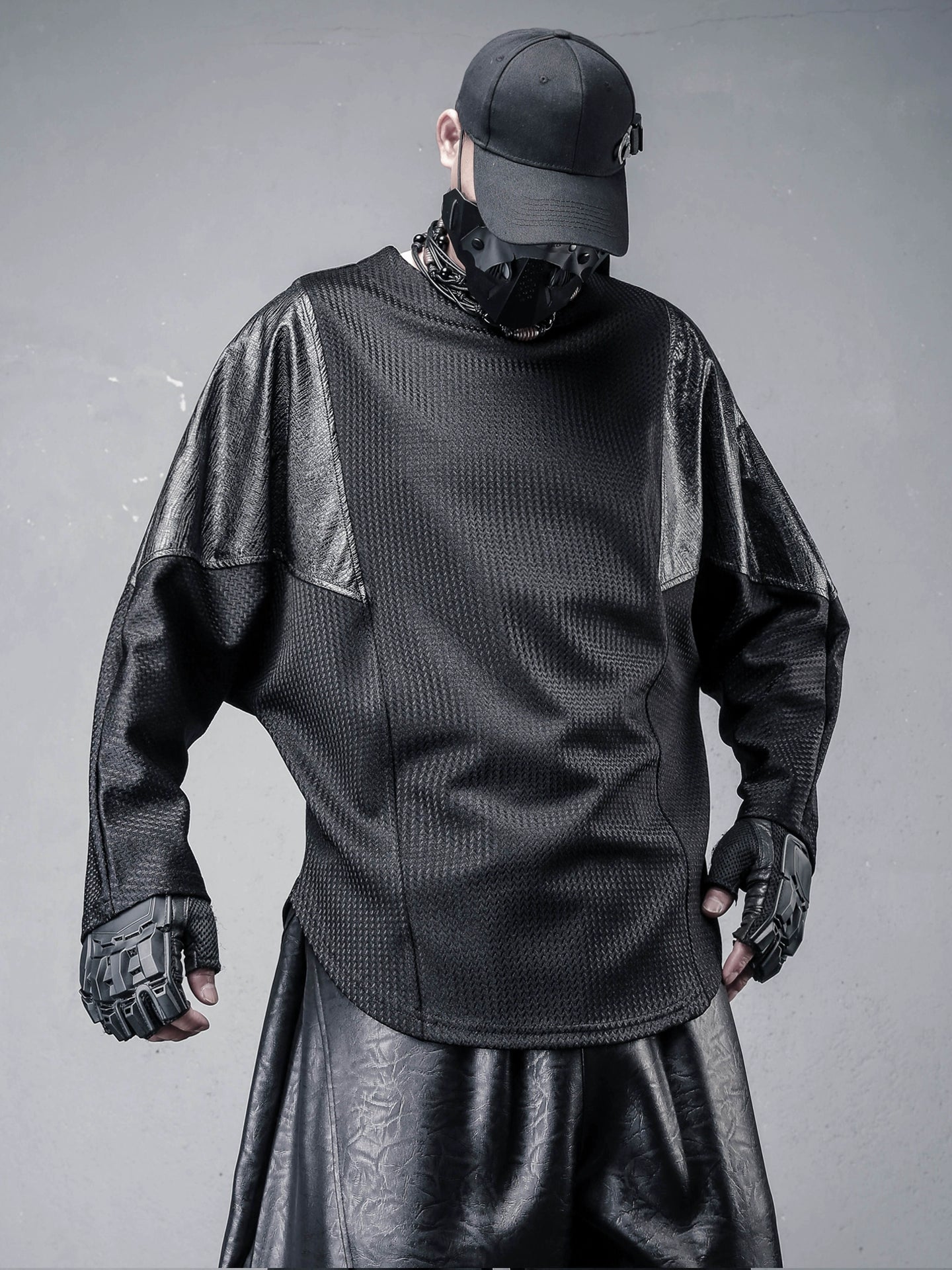 Structural Texture Batwing Long Sleeve T-Shirt WN22459