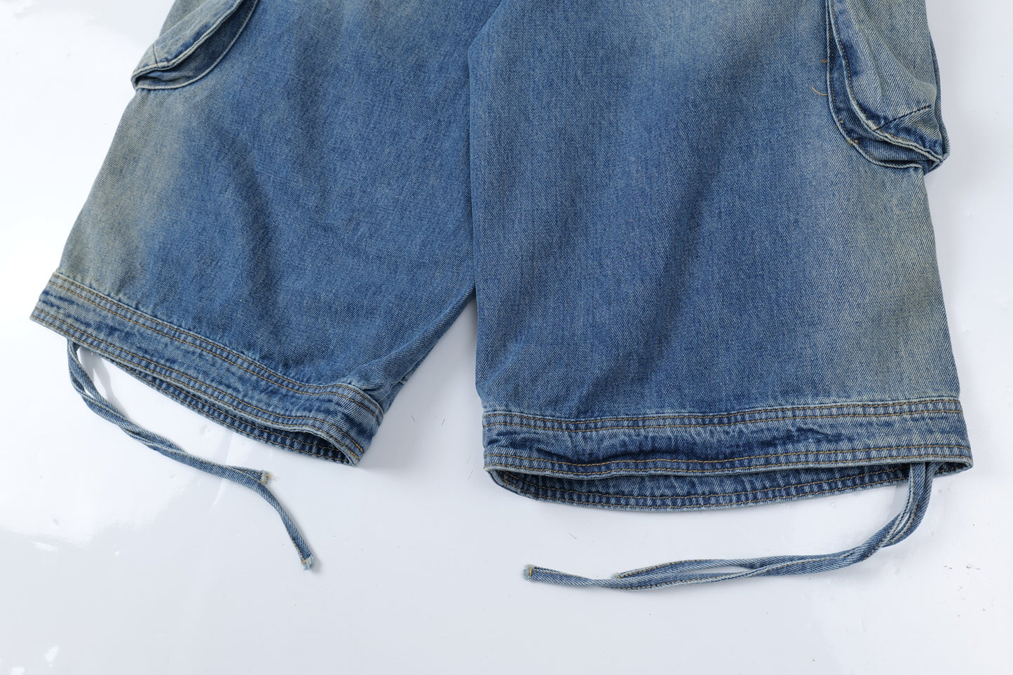 Washed Multi Pocket Cargo Denim Half Jeans WN26123