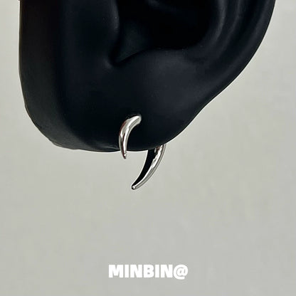 Crescent Design Studs Earrings WN19232