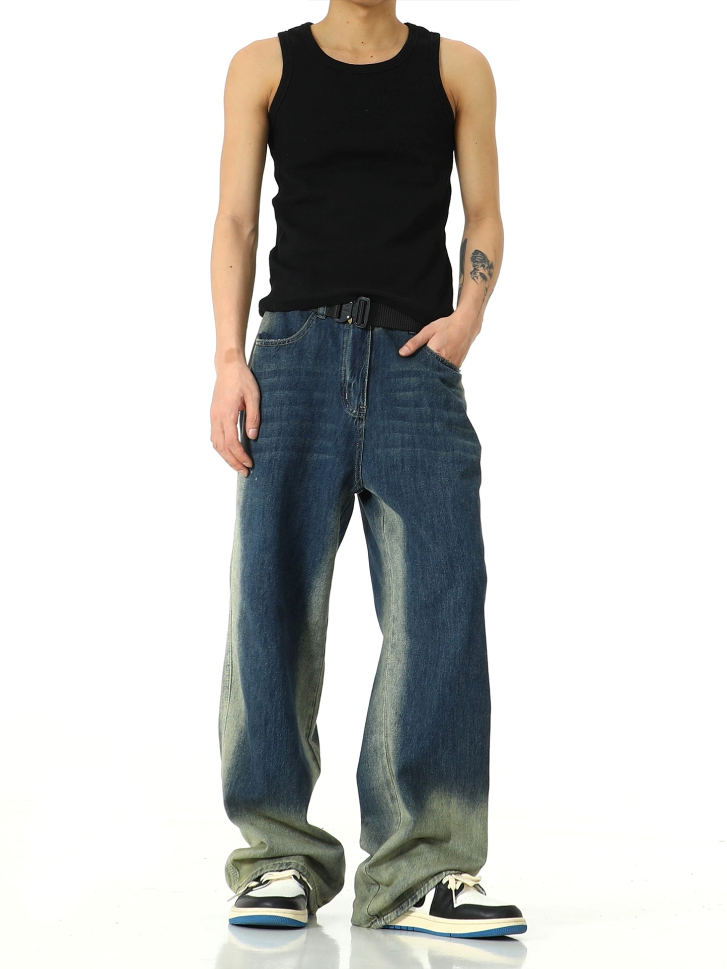 Washed Wide-Leg Straight Denim Jeans WN5746