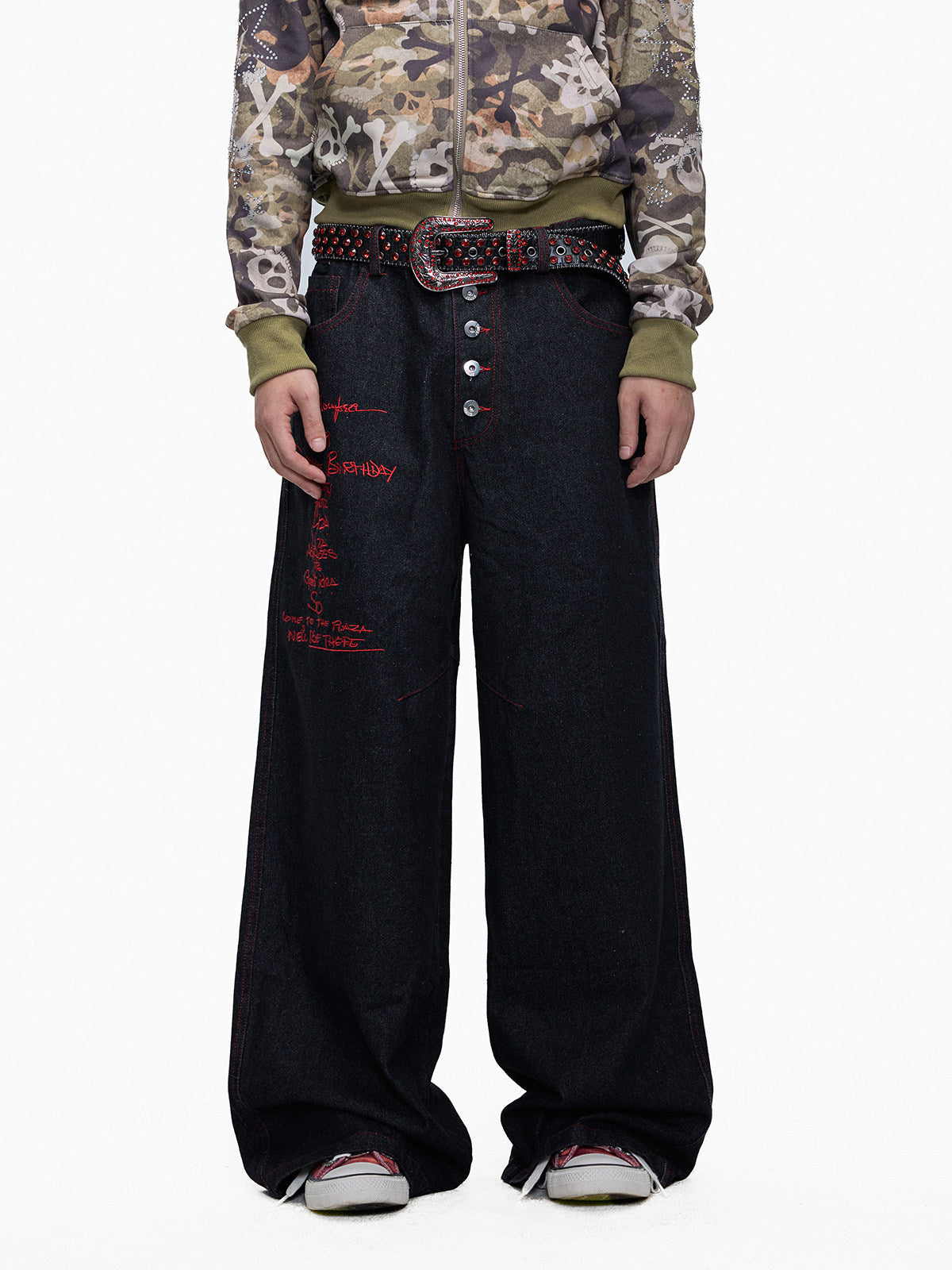 Embroidery Button-Fly Low-Rise Wide Leg Denim Jeans WN27284