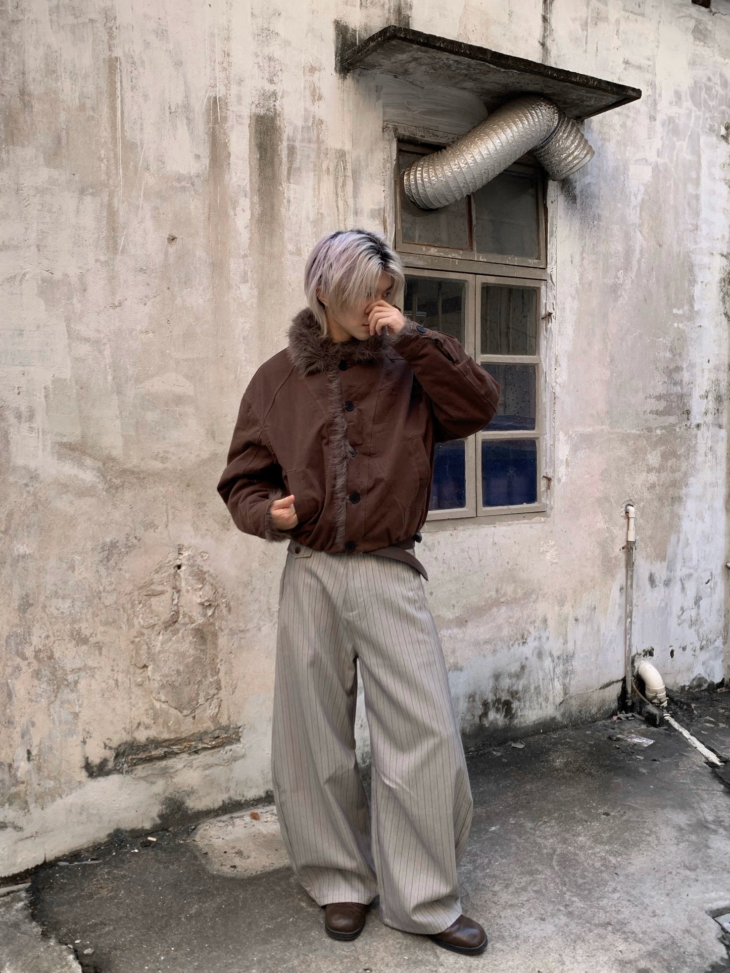 Deconstructed Washed Fake Fur-Collar Front Button Jacket WN22202