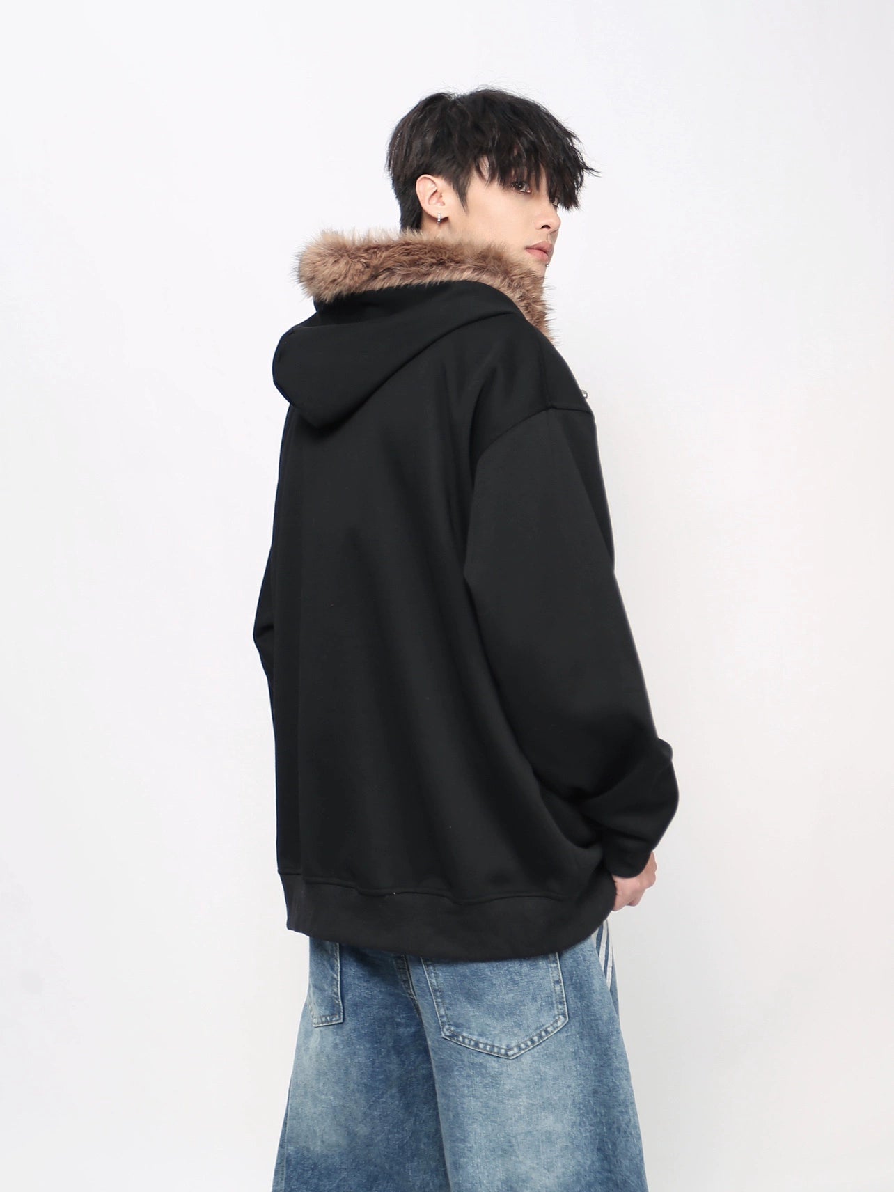 Graffiti Print Fake Fur Collar Zipper Hoodie WN21026