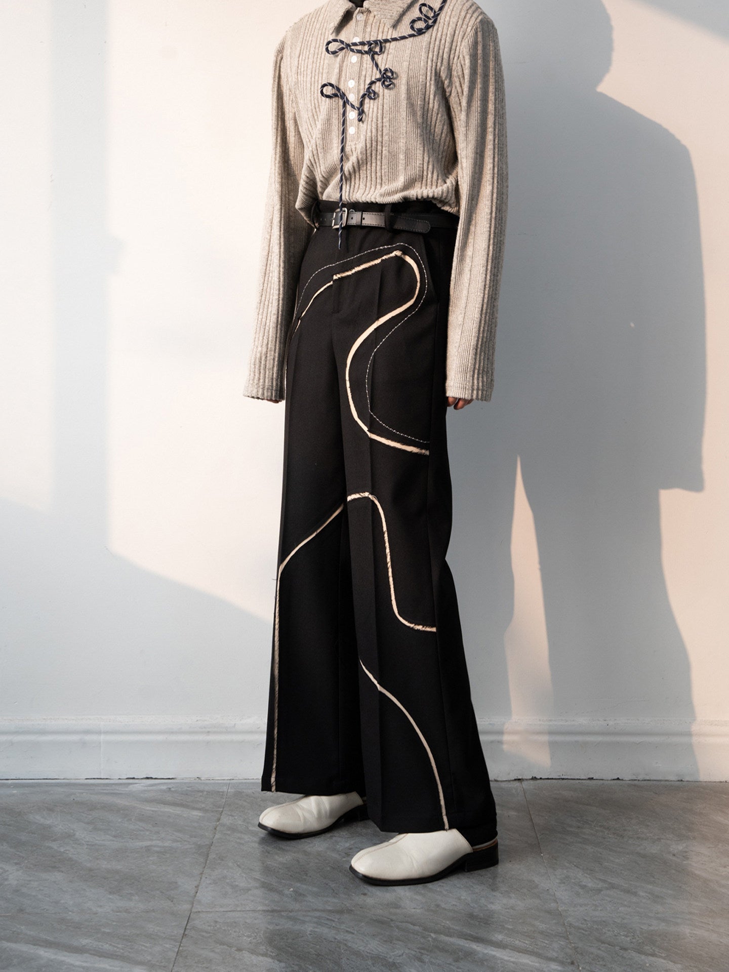 Curved Stitch Wide-Leg Trousers WN23639