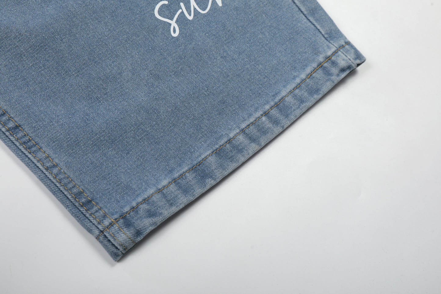 Washed Letter Print Wide Leg Denim Jeans WN25563