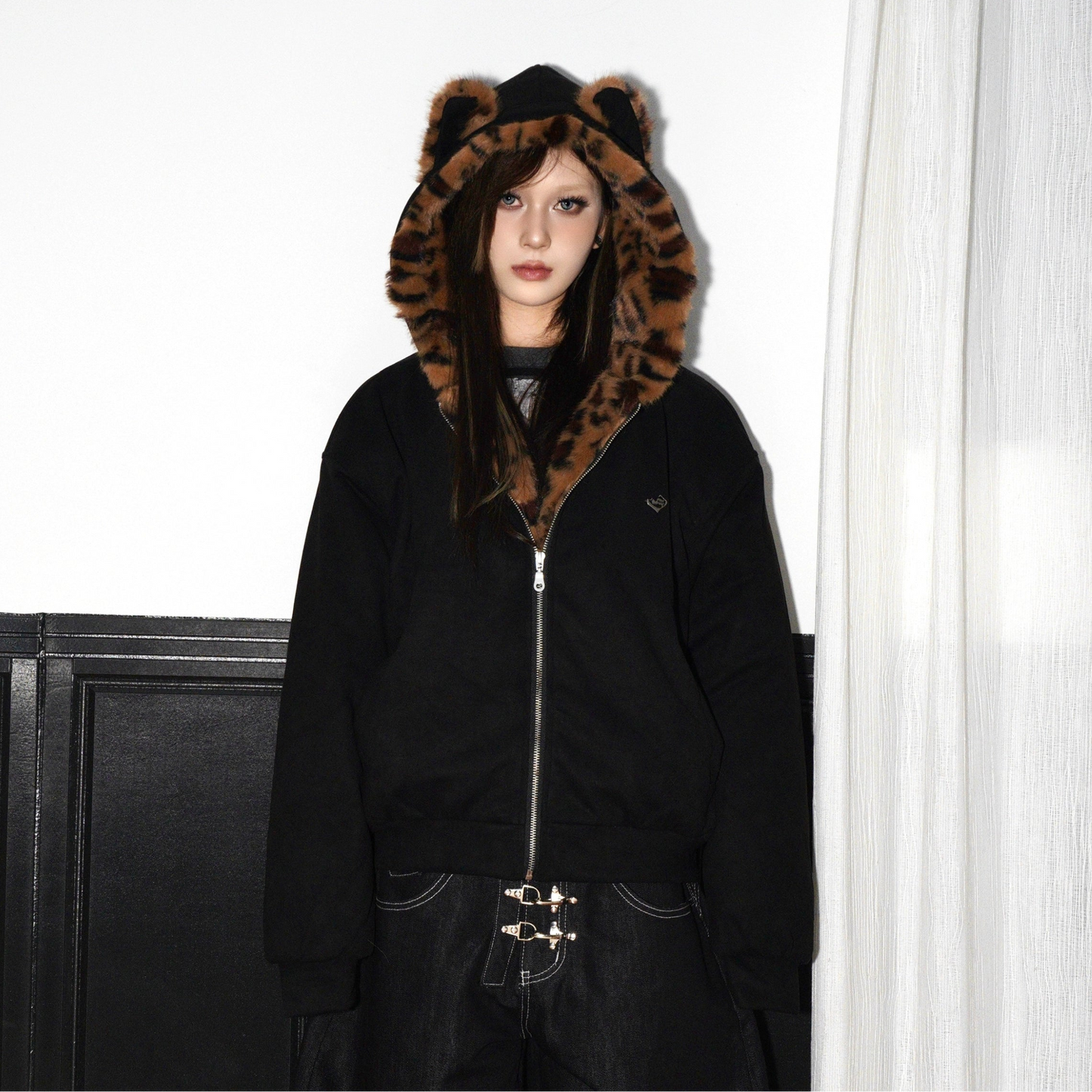 Leopard Fake Fur-Collar Hooded Zipper Jacket WN22210