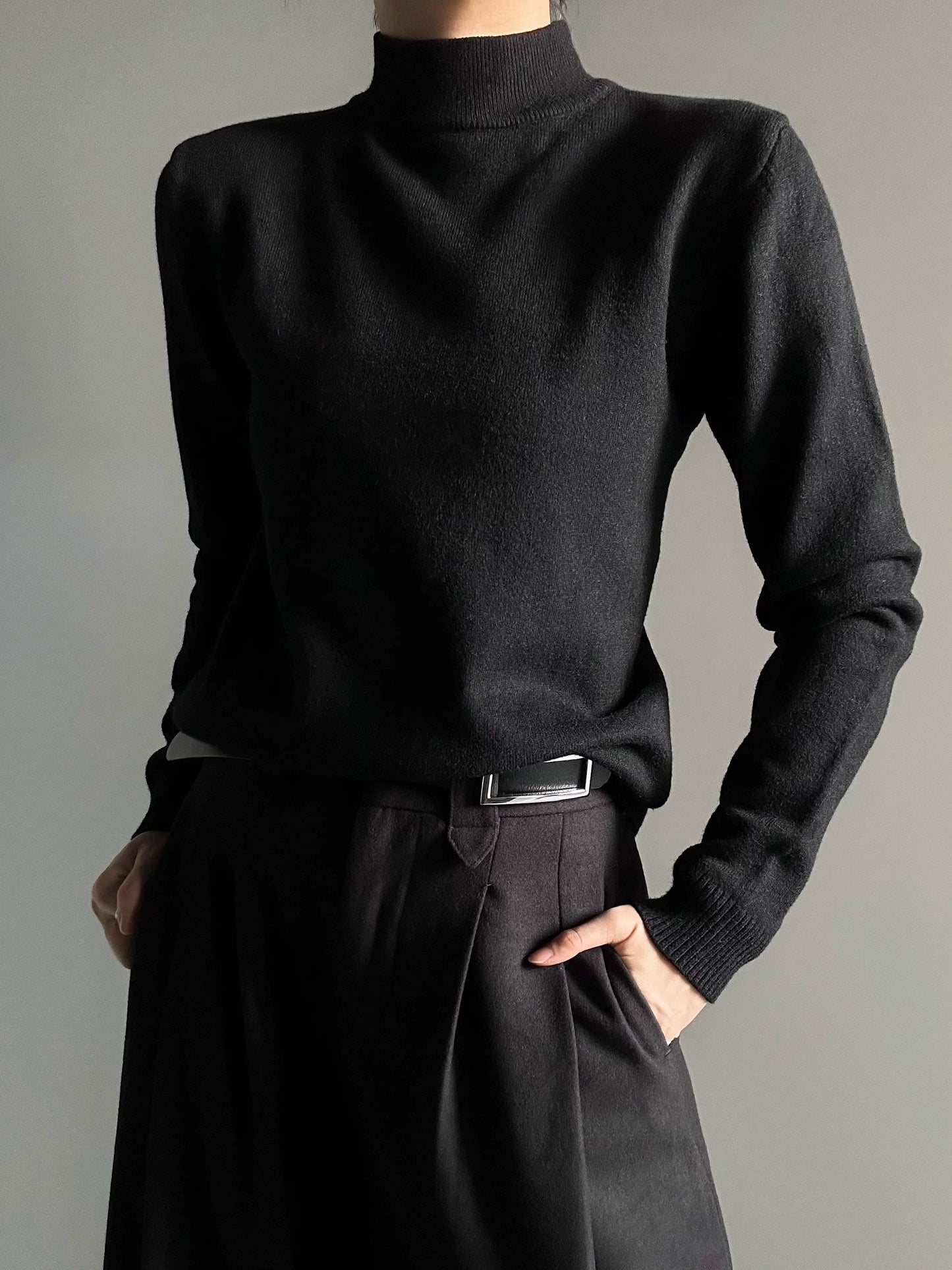 High-Neck Knit Sweater WN19654
