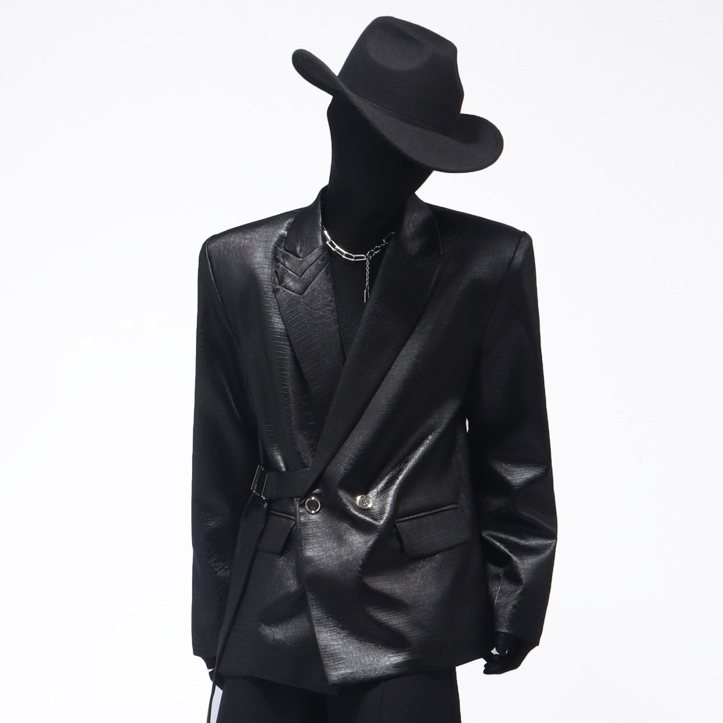 Buckle Decor Shoulder-Pad Tailored Jacket WN23671