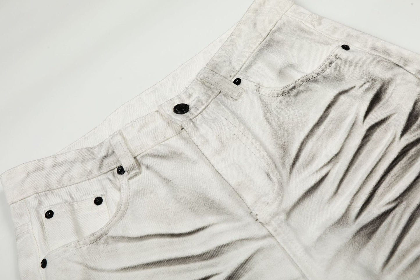 Washed Whisker Straight Denim Jeans WN25909