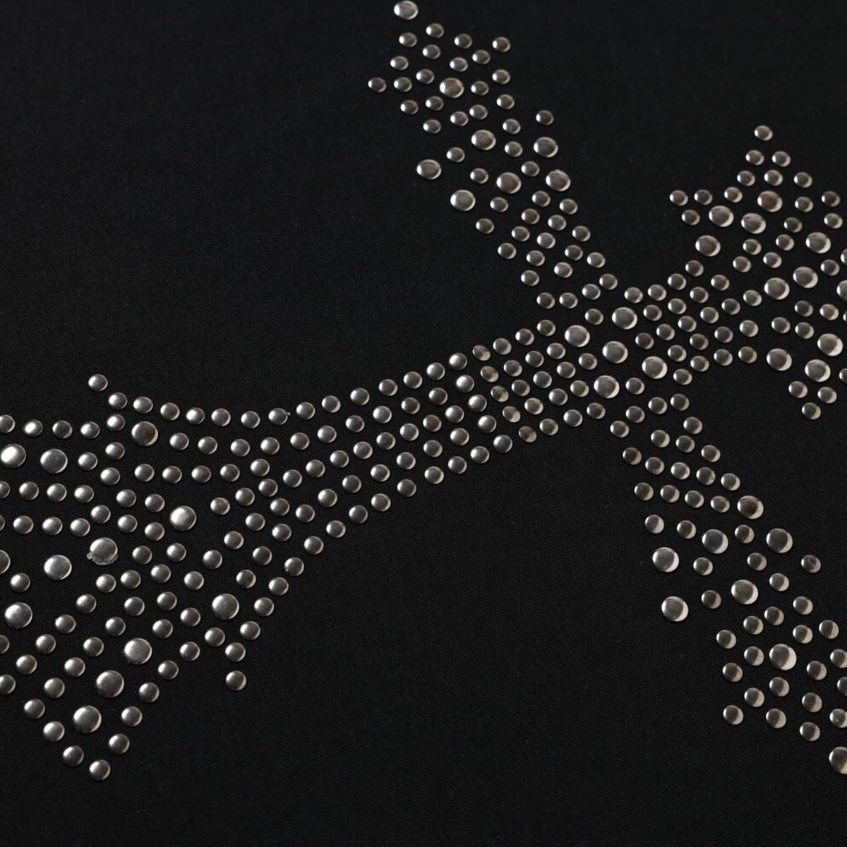 Cross Studs Detail Short Sleeve T-Shirt WN25422