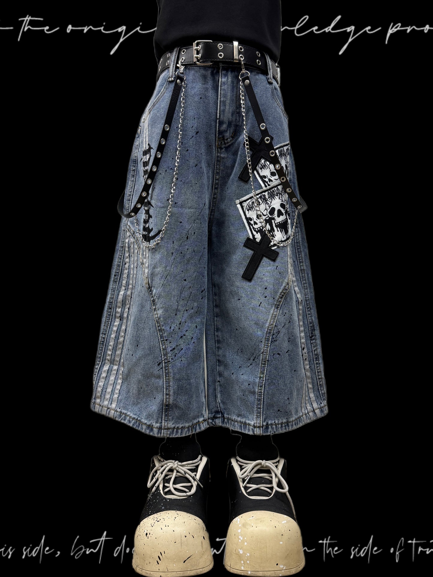 Cropped Paint Stripe Patch Wide Leg Denim Jeans & Skull Belt & Cross Belt & Belt Chain WN23833