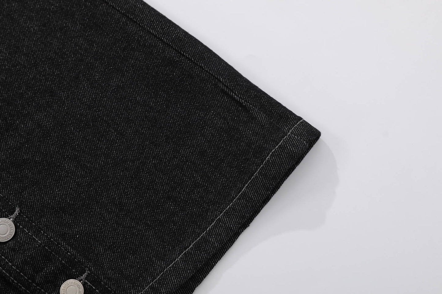 Raw Asymmetrical Button Denim Half Jeans WN26120