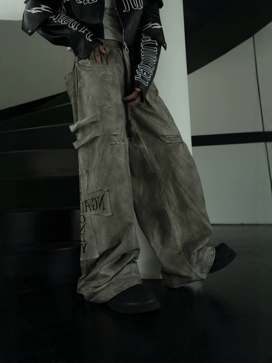 Dirty Dye Patchwork Print Wide Leg Cargo Pants WN27837
