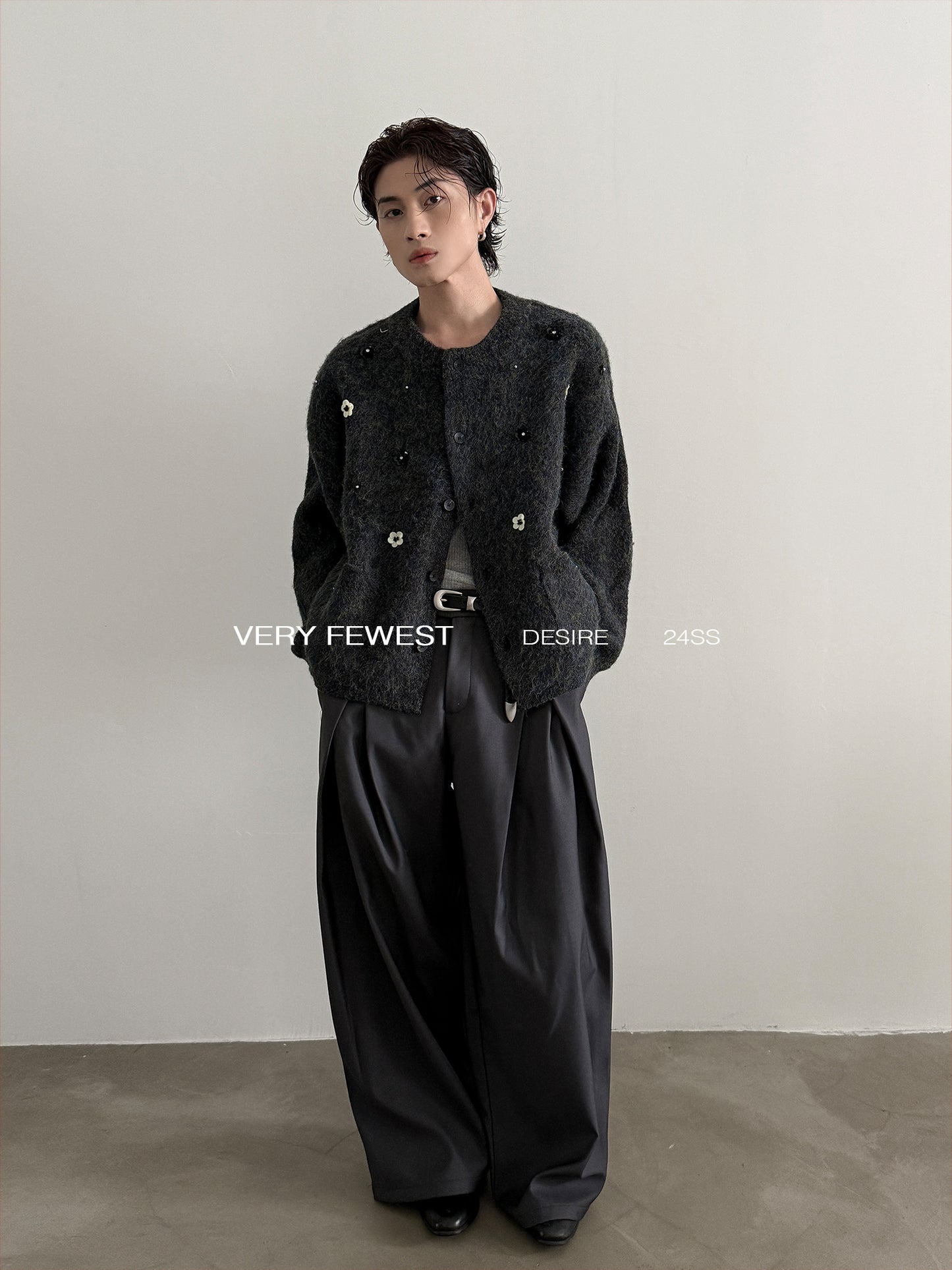 Beaded Floral Oversize Knit Cardigan WN15265