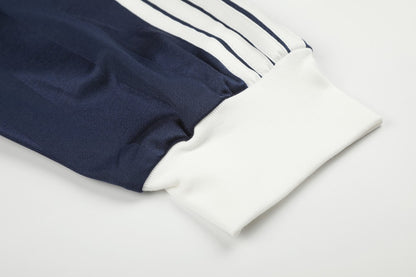 V-Neck Stripe Print Oversize Long Sleeve T-Shirt WN27944