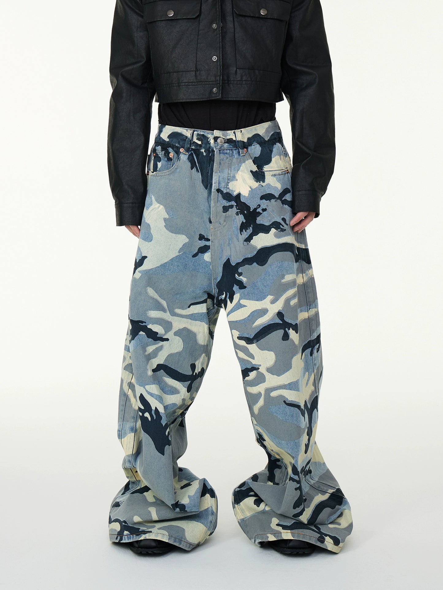 Camouflage Full Print Washed Wide Leg Baggy Dragging Denim Jeans WN16982