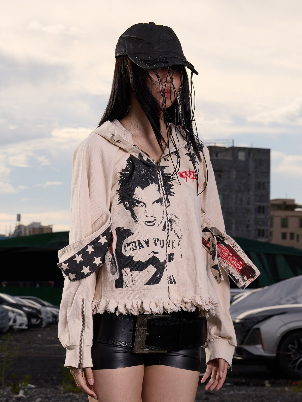 Cropped Graphic Zipper Hoodie WN27133