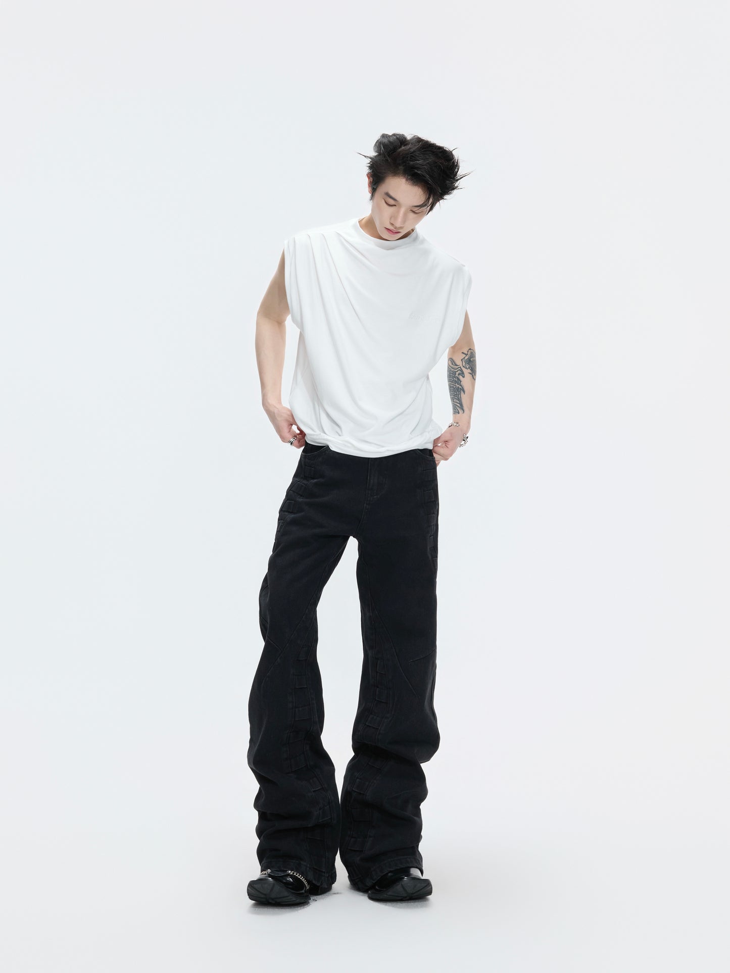 Embroidery Stretch Oversize Sleeveless T-Shirt WN26990