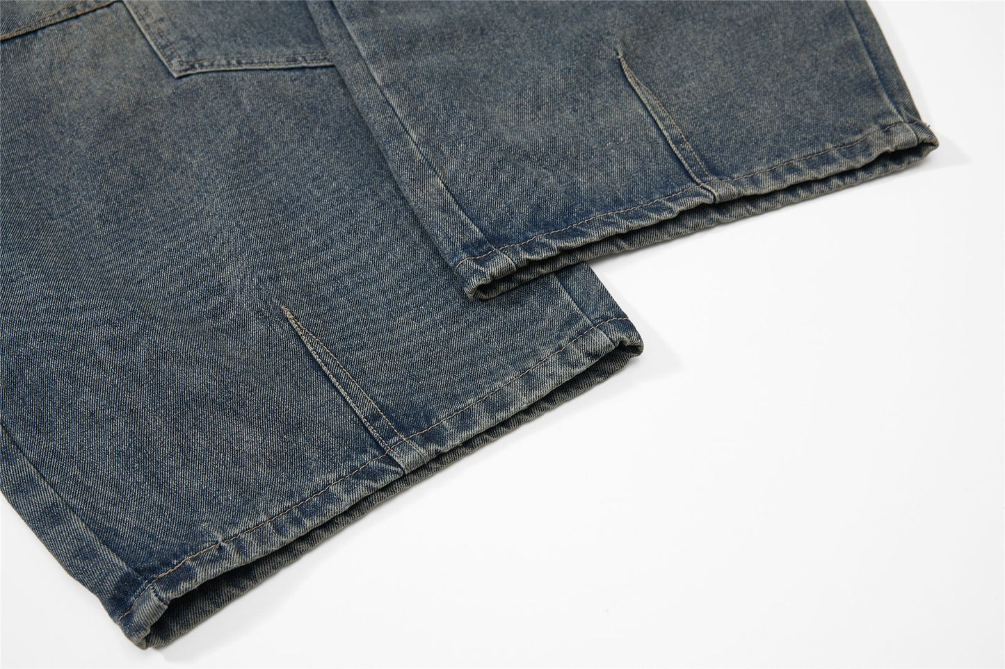 Washed Damage Multi-Pocket Curved Leg Denim Jeans WN26807