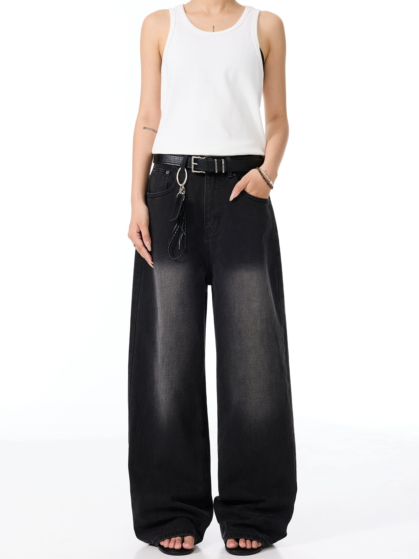 Washed Wide Leg Denim Jeans WN21433