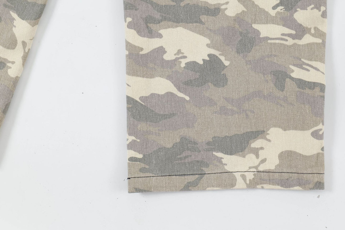 Camouflage Washed Straight Cargo Denim Jeans WN12745