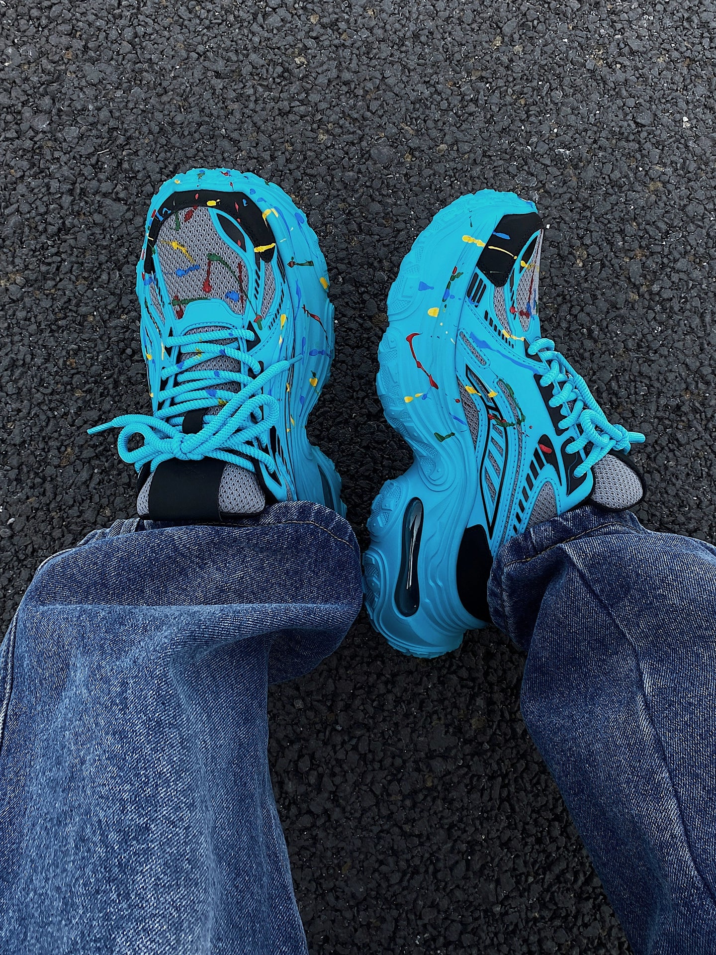 Air Cushion Lightweight Mesh Thick Sole Sporty Sneakers WN21253