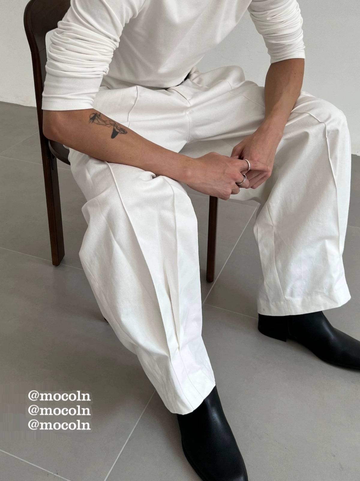 Solid Color Pleats Wide Leg Pants WN21470