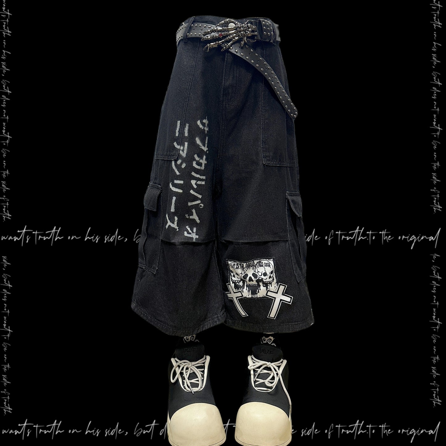 Graphic Letter Print Patchwork Wide Leg Cargo Denim Half Jeans & Belt & Chain WN20128