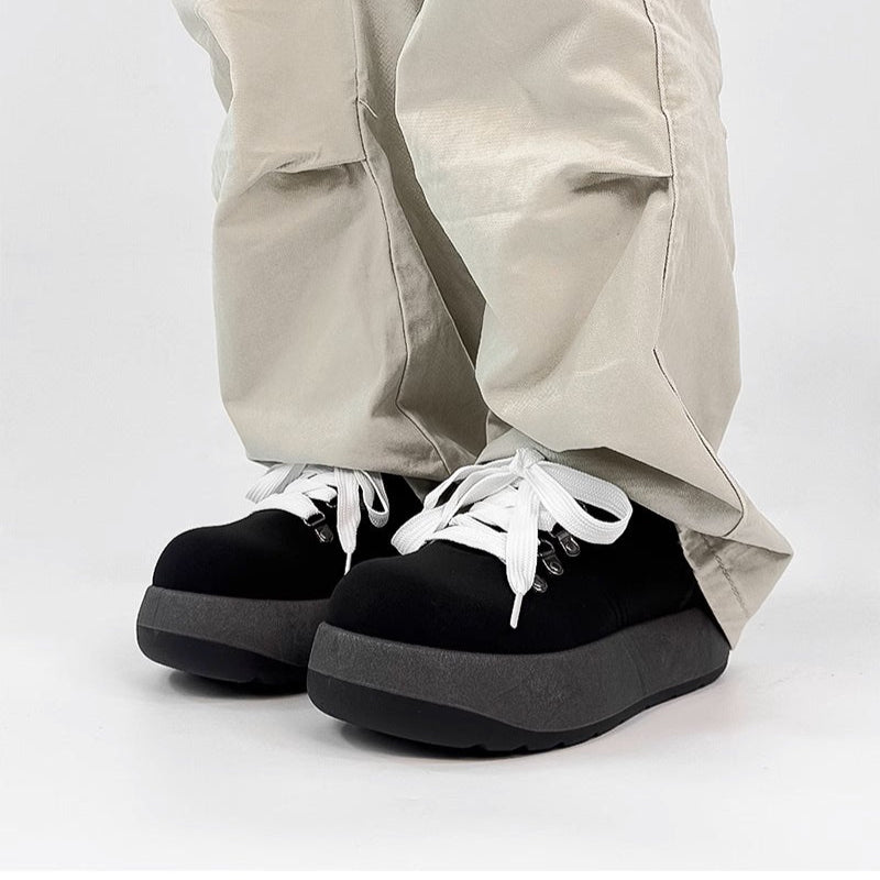 Chunky Sole Puffy Design Suede Sneakers WN19141