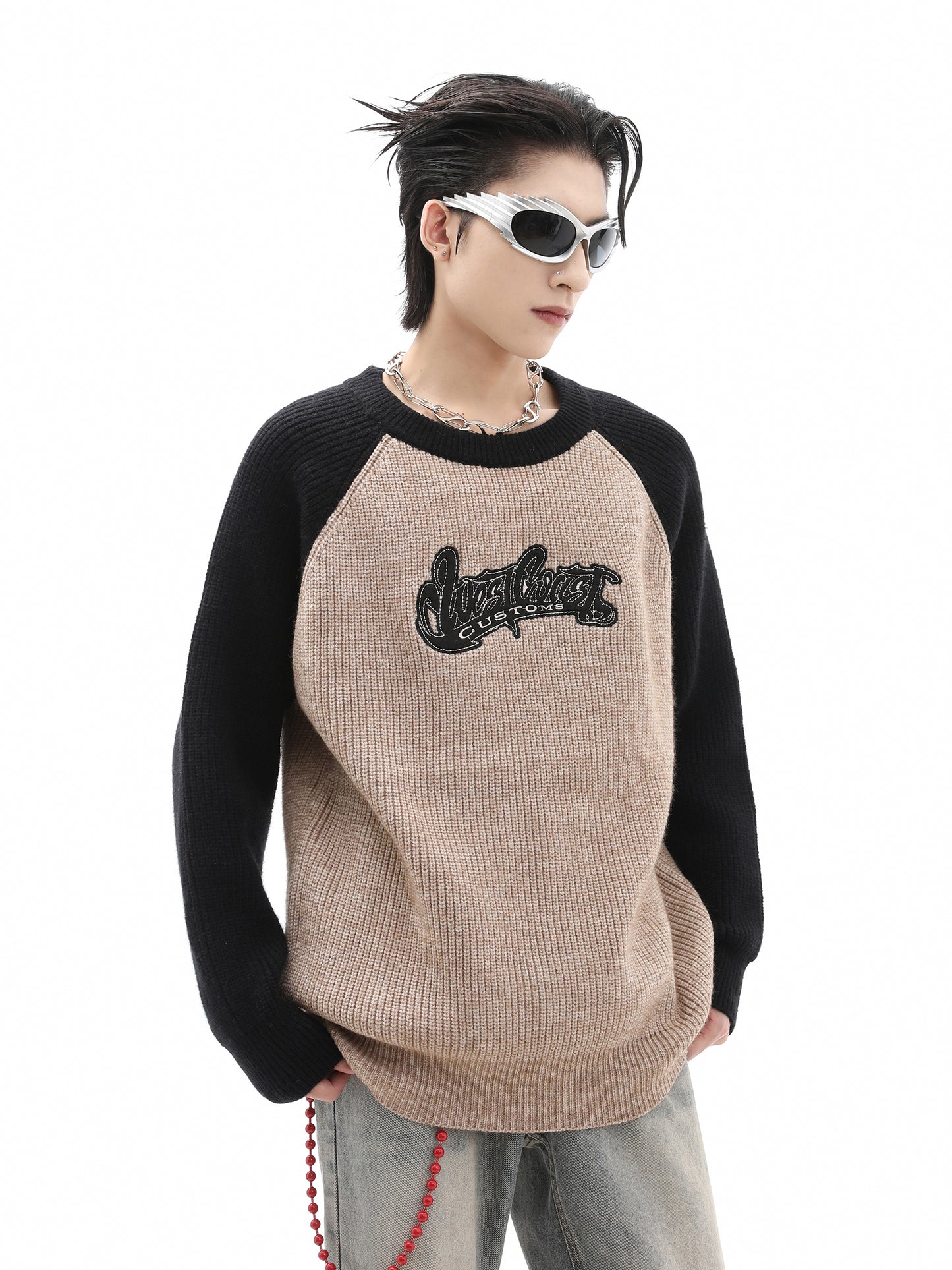 Color-Block Raglan Sleeve Embroidery Knit Sweater WN10517