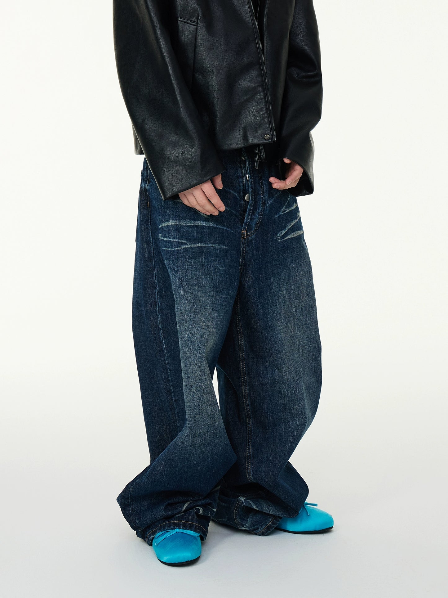 Washed Wave Pattern Wide Leg Baggy Denim Jeans WN16989