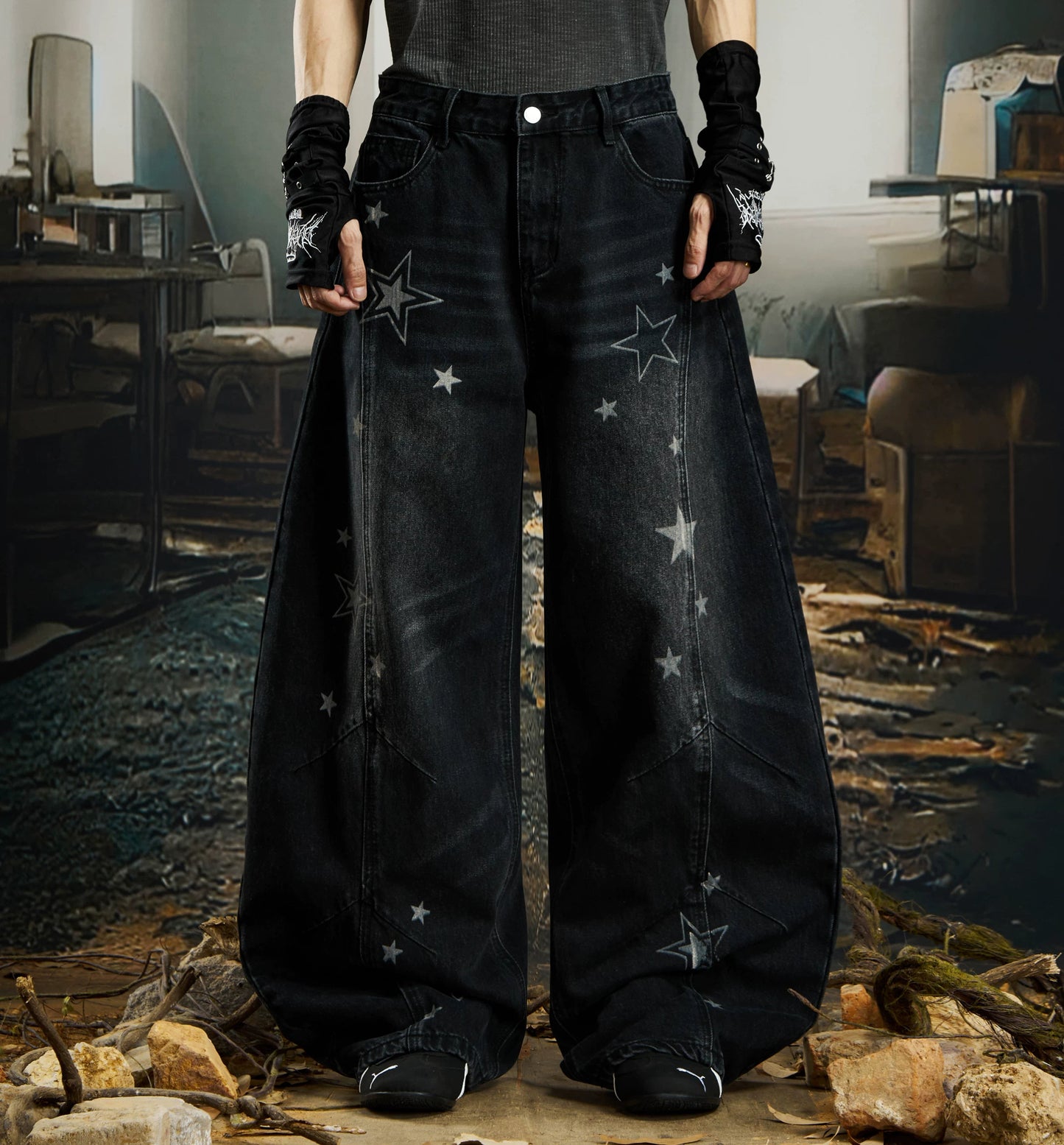 Star Print Washed Damage Wide Leg Denim Jeans WN22743