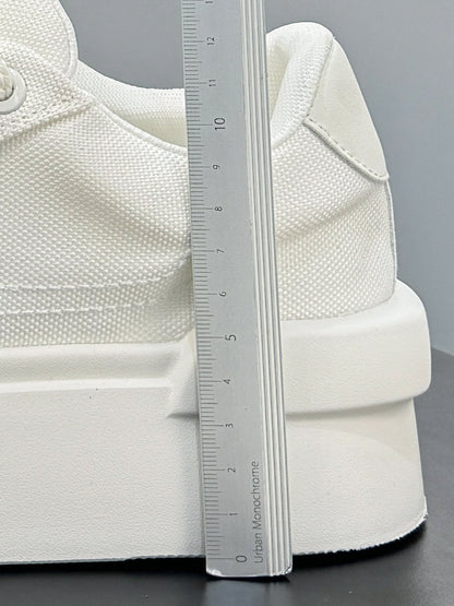 Breathable Canvas Thick-Sole Height-Increasing Sneakers WN24754