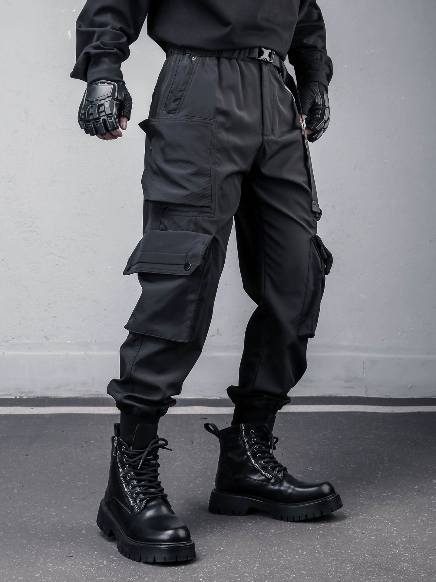 Tactical Multi-Pocket Cuffed Cargo Pants WN22433