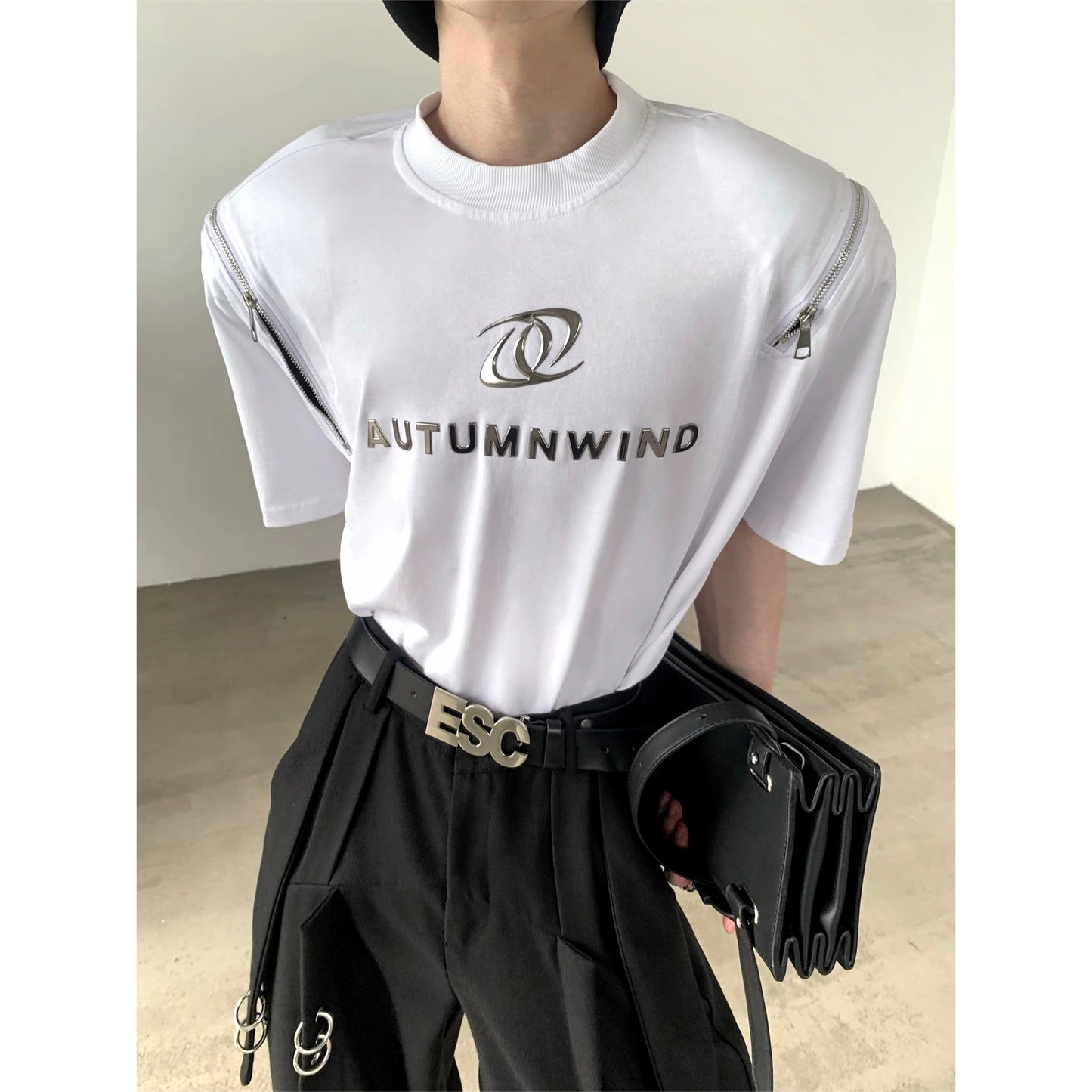 Metal Design Zipper Shoulder Pad Short Sleeve T-shirt WN7072