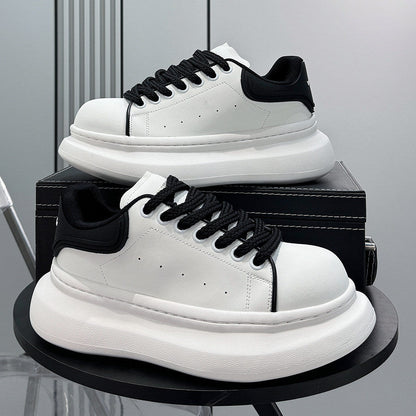 Round-Toe Platform Lace-Up Sneakers WN24805