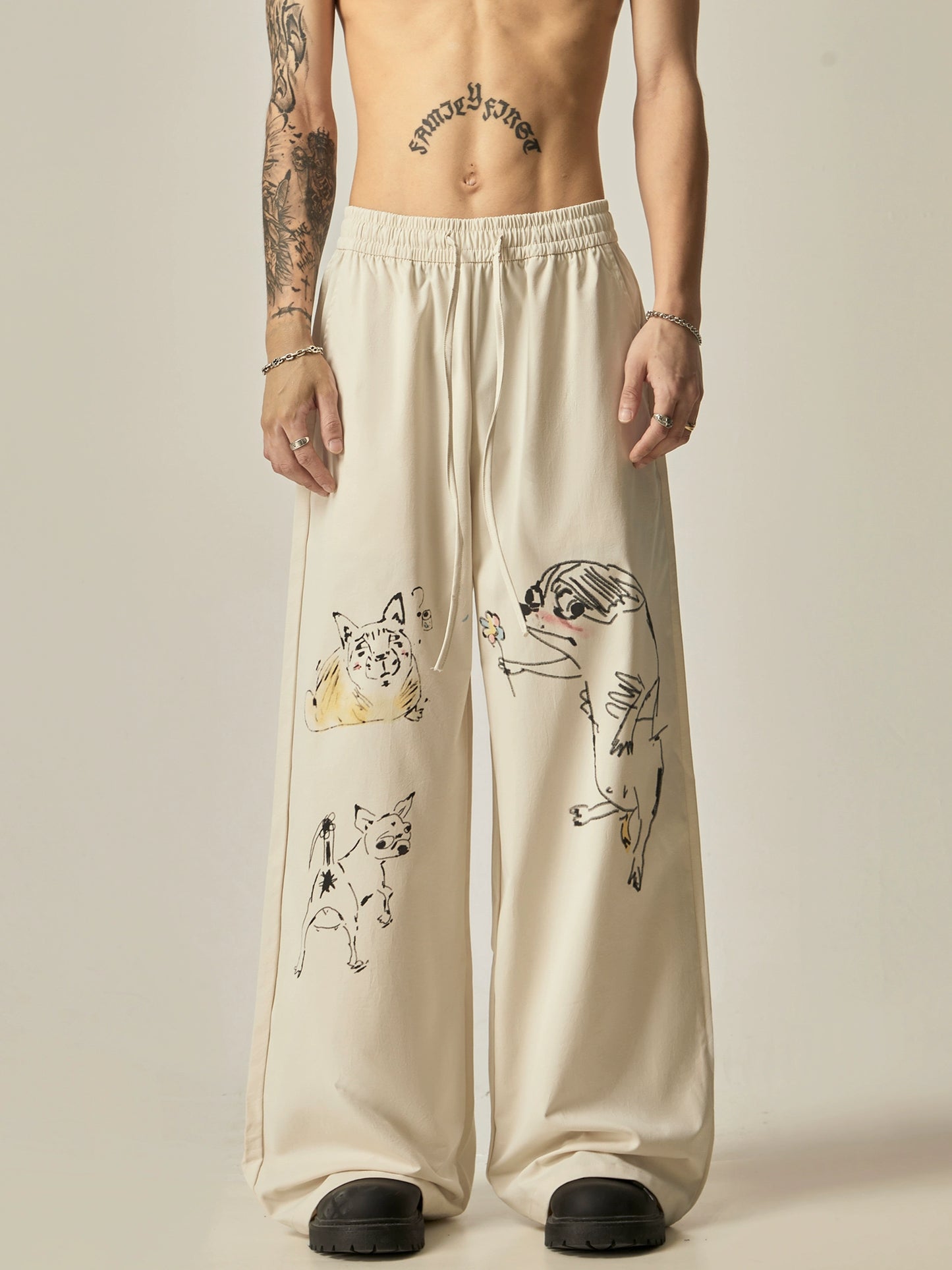 Graffiti Print Design Straight Leg Pants WN8969