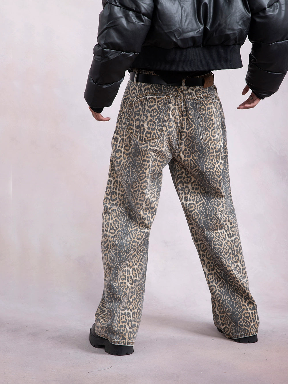 Washed Leopard Print Straight Denim Jeans WN9316