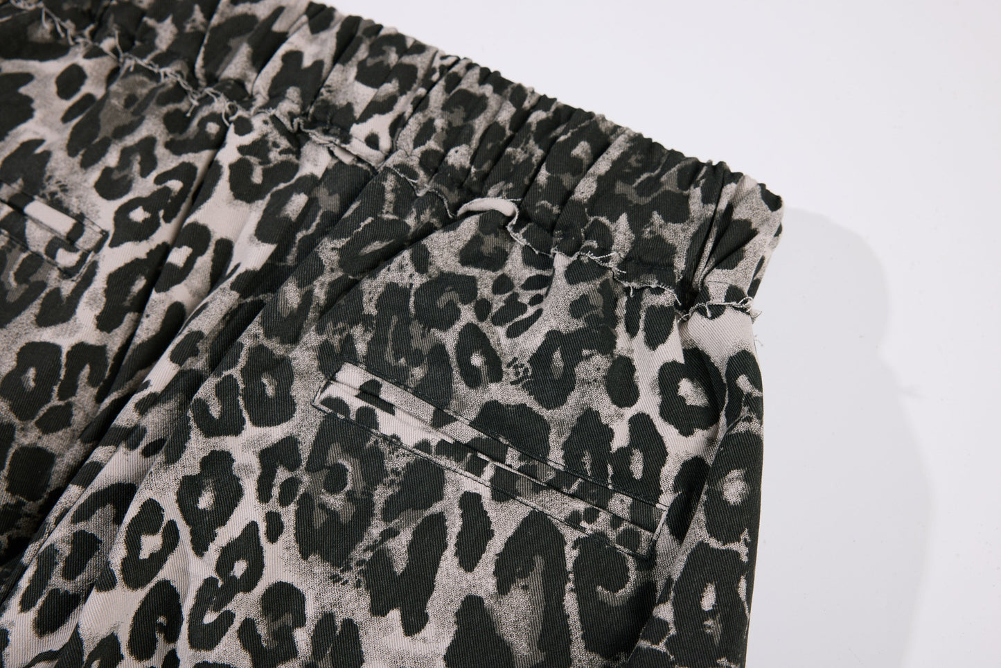 Leopard Print Wide Leg Cargo Pants WN26043