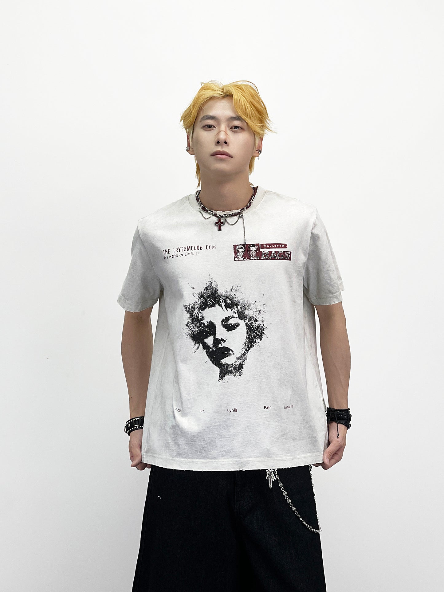 Portrait Print Wash Damage Short Sleeve T-Shirt WN24265