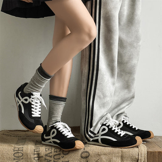 Suede Panel Lace Up Sneakers WN24511
