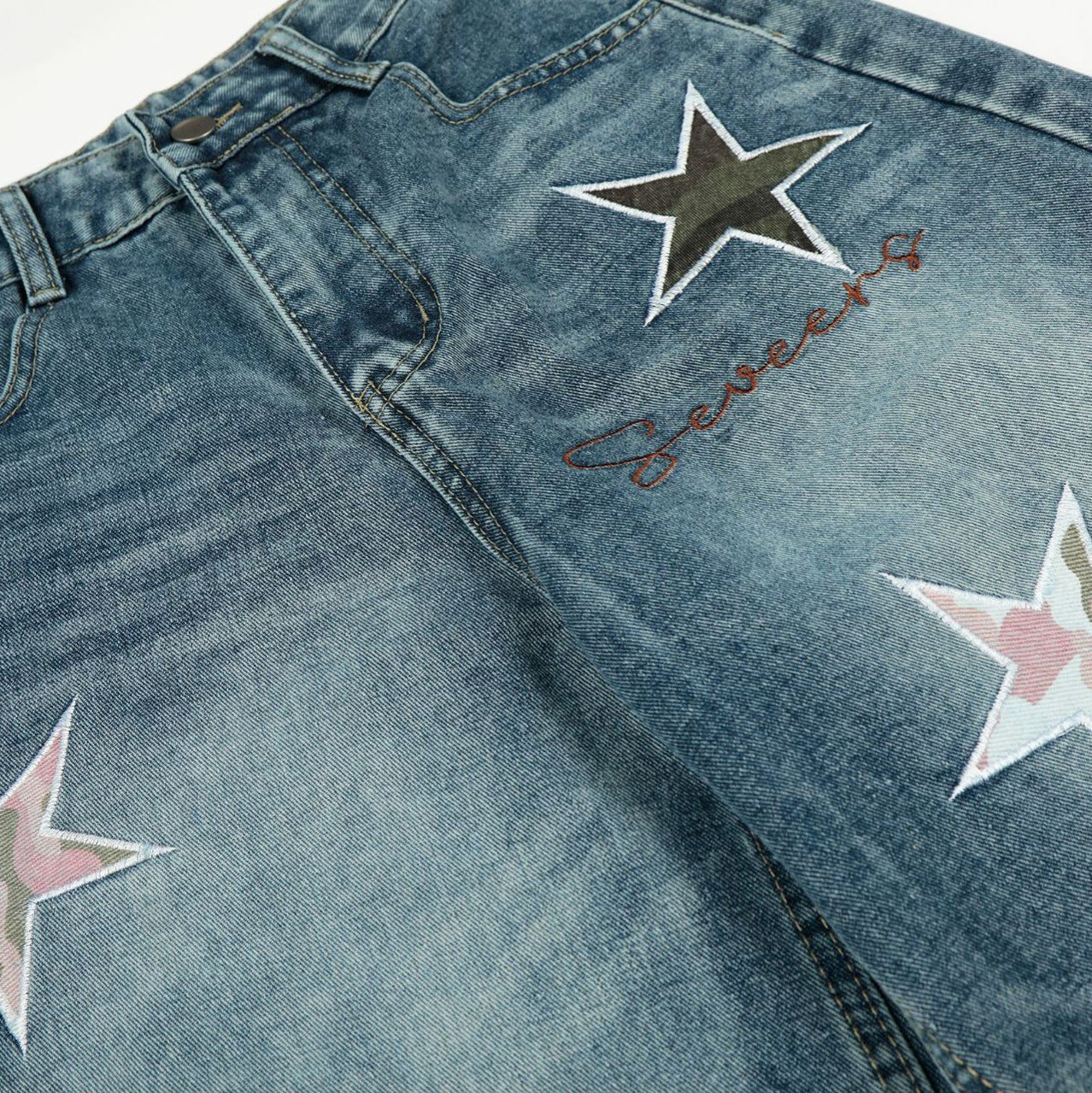 Washed Star Applique Wide Leg Denim Jeans WN25451