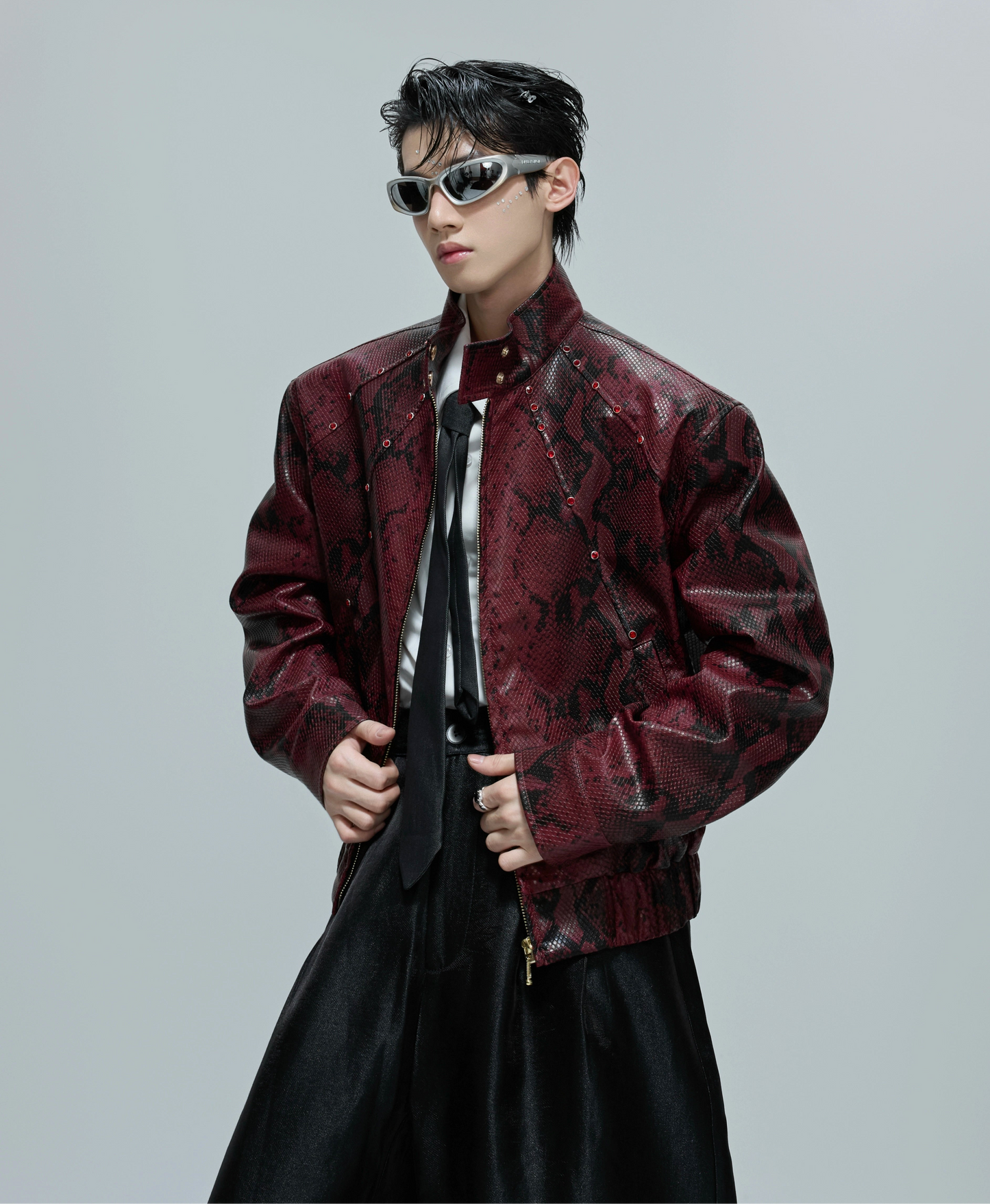 Snake Texture Gem Embellished Standing-Collar PU Leather Short Jacket WN21685