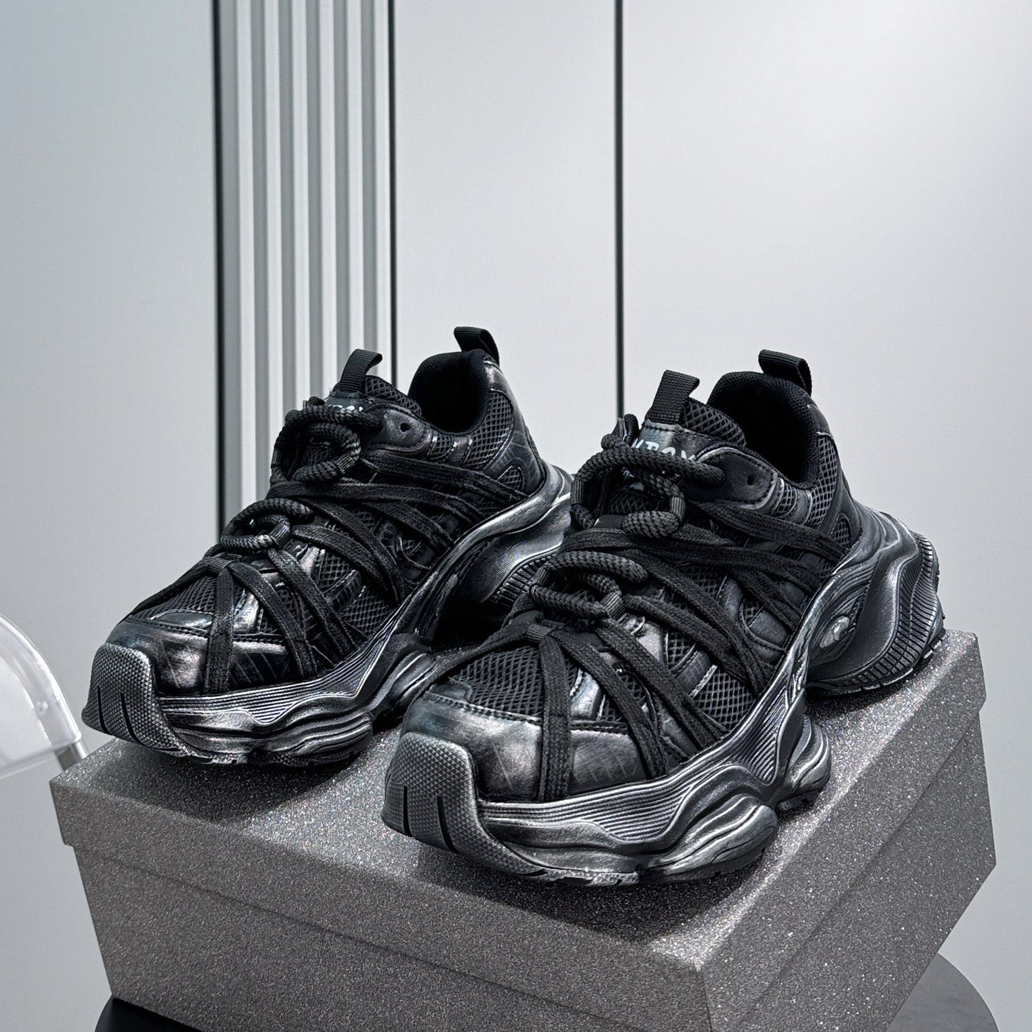 Breathable Mesh Chunky Platform Sneakers WN24801