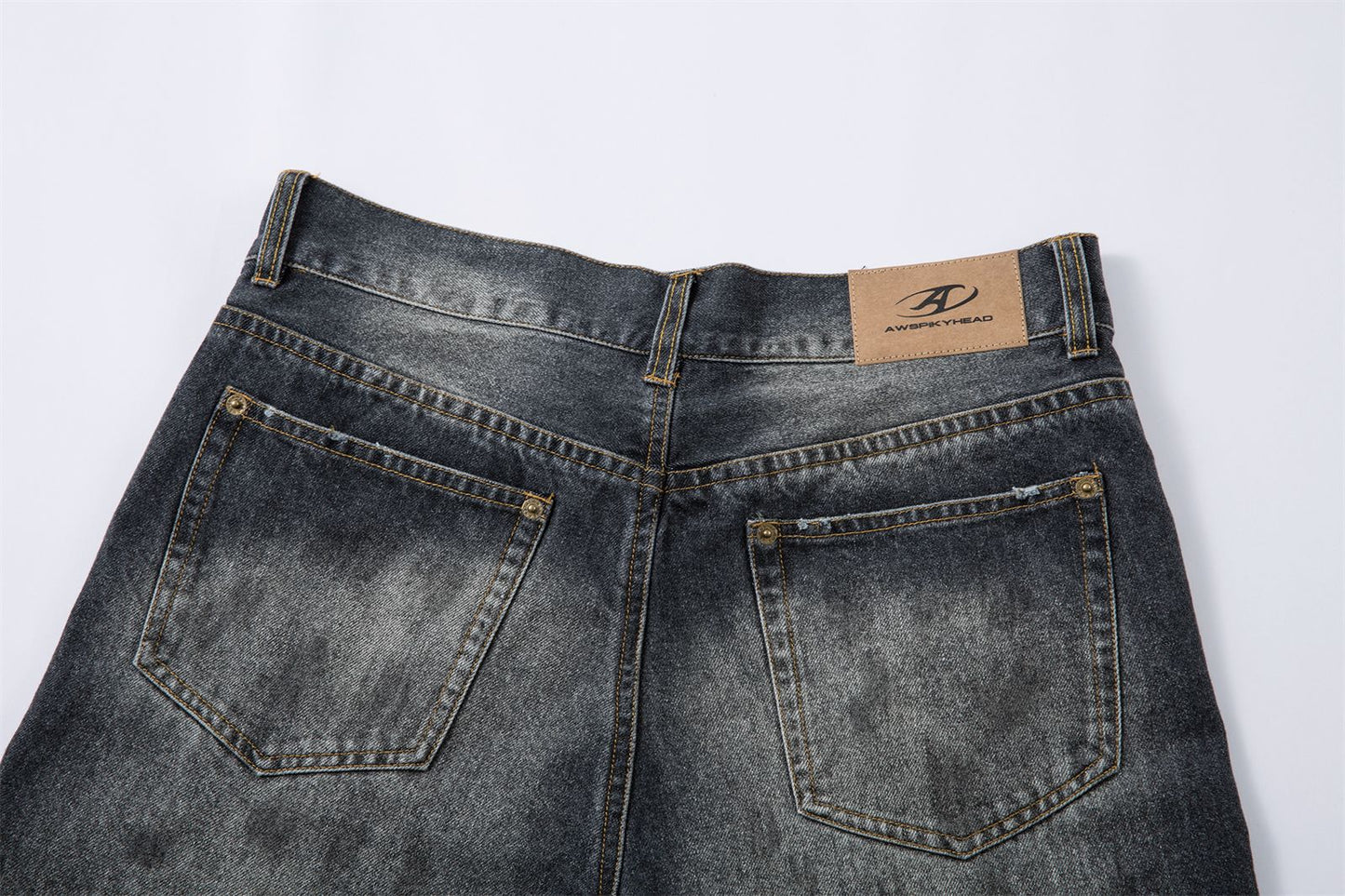 Washed Gradient Wide-Leg Straight Denim Jeans WN16211