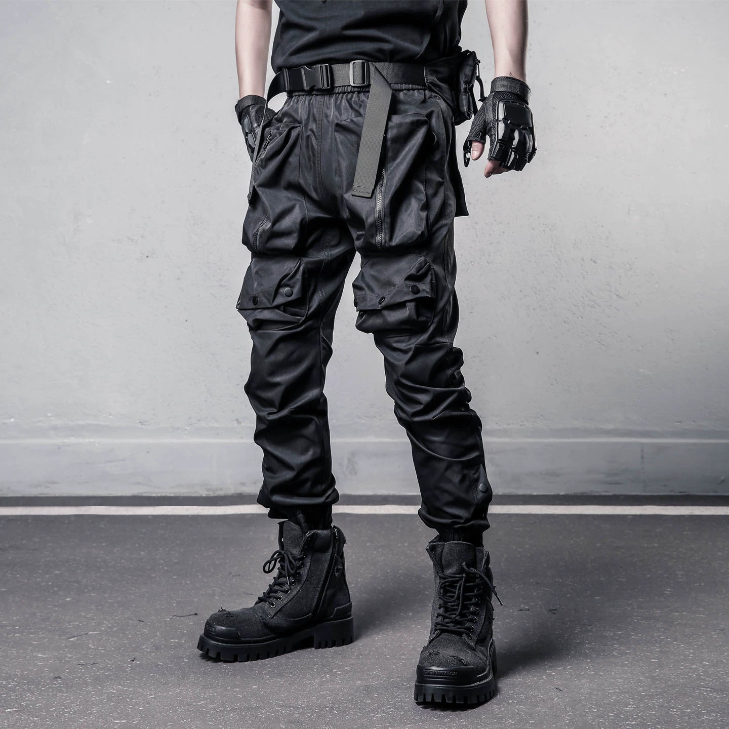 Tactical Multi-Pocket Cuffed Pants WN22426
