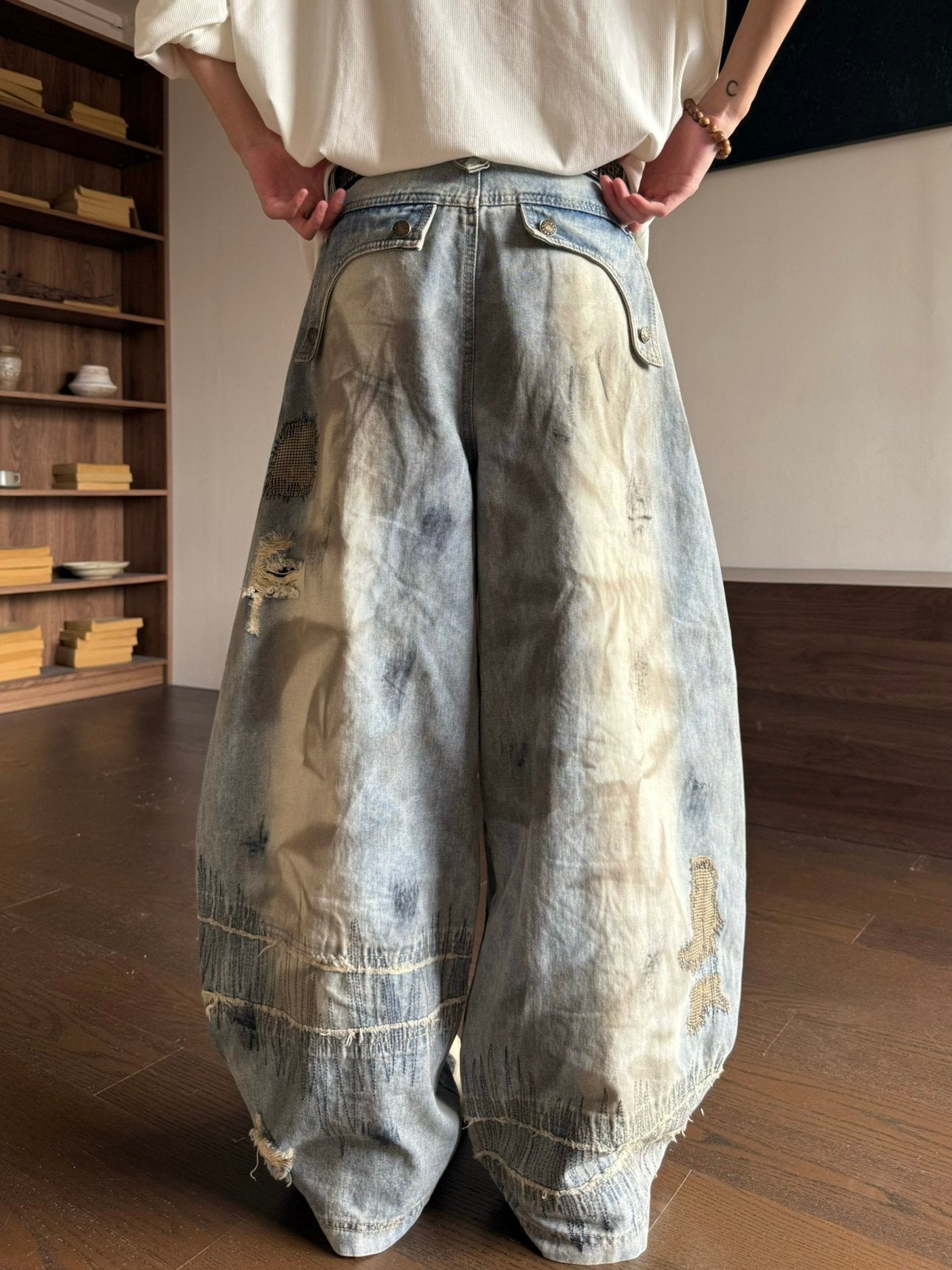 Random Stitch Embroidery Stain Damage Curved Wide Leg Denim Jeans WN23164